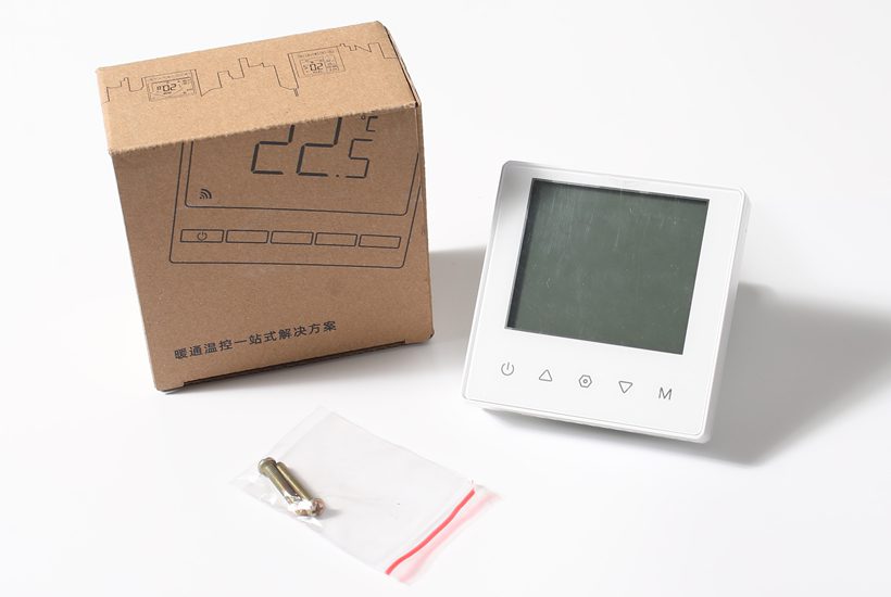 Smart Graphene Floor Heating Thermostat Controller Smart graphene floor heating thermostat with digital LCD display